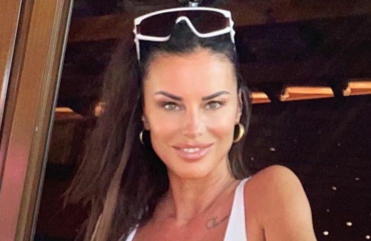 Antonella Mosetti Bikini