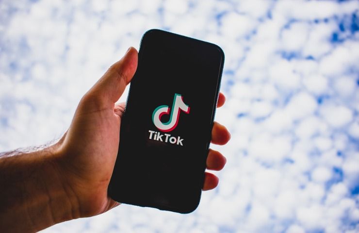 Truffa su Tik Tok