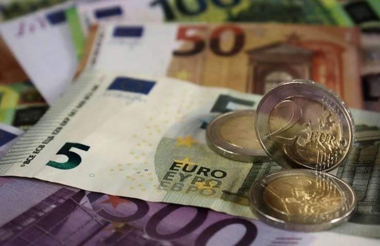 Banconote e monete euro