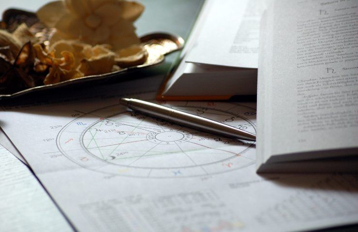 Oroscopo 2022 i segni meno fortunati