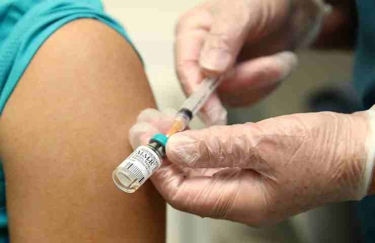 Vaccino anticovid multa over 50
