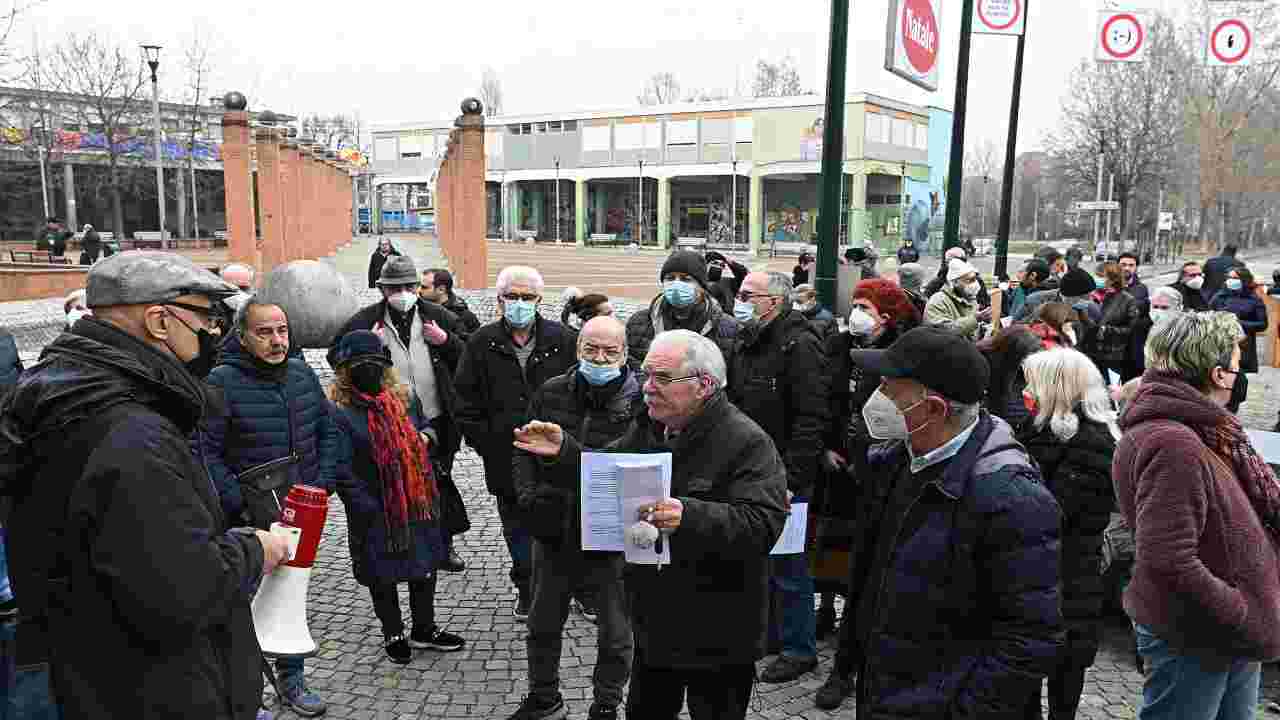 Aumenti delle bollette proteste