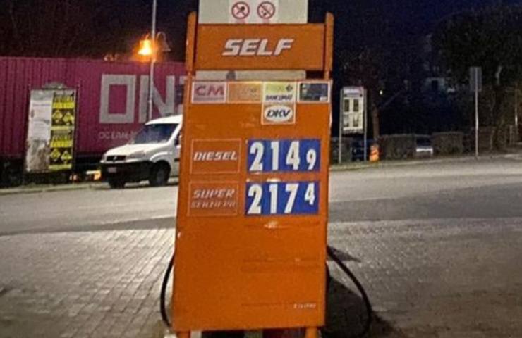 benzina provvedimento