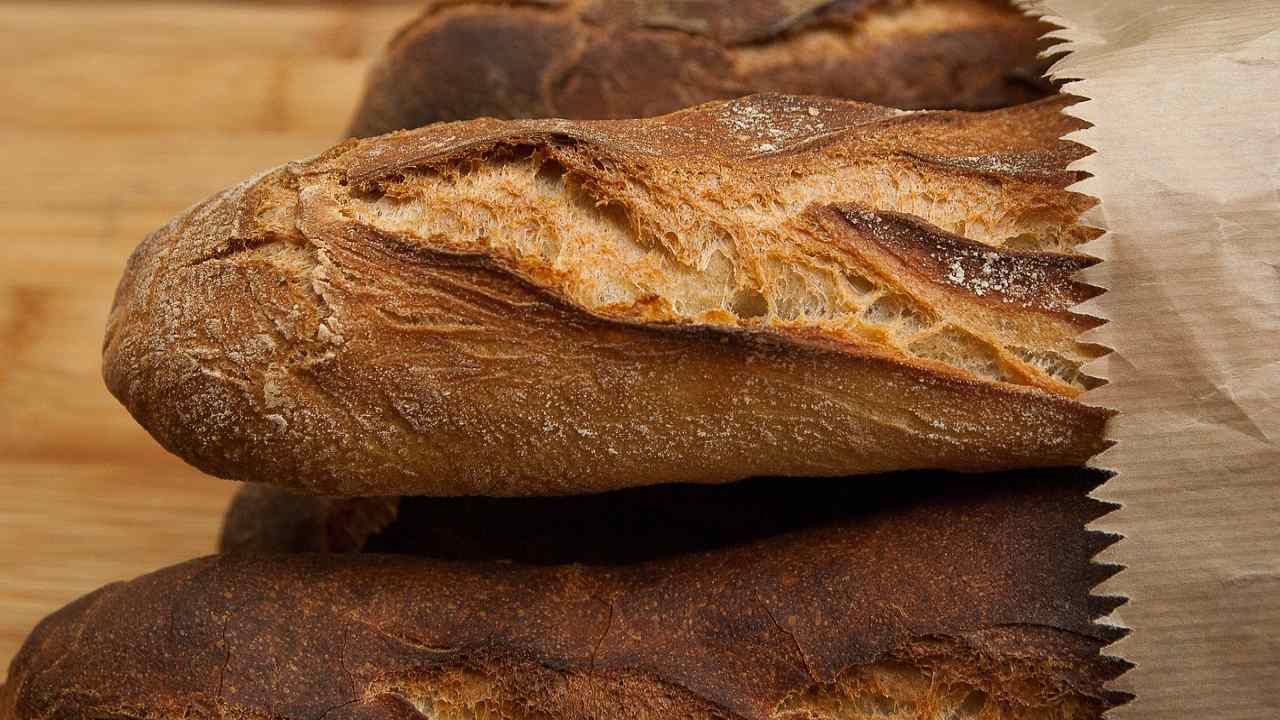Pane e pasta aumento prezzo Assoutenti