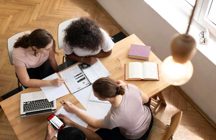 Studenti al lavoro