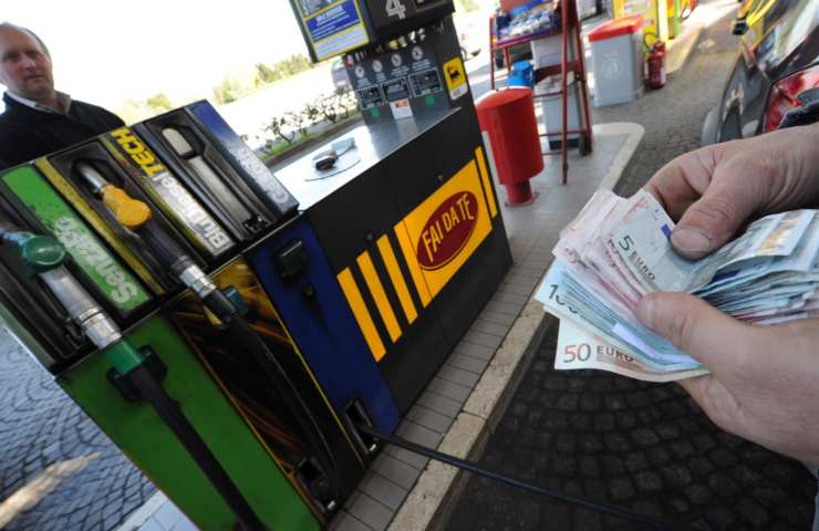 Benzina