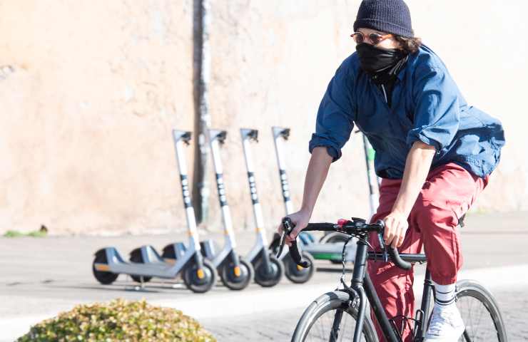 Bonus bici, monopattini bus