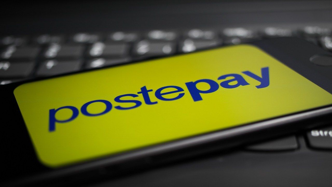 Postepay Evolution materiali sostenibili