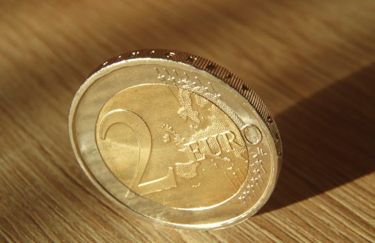 moneta due euro gufo