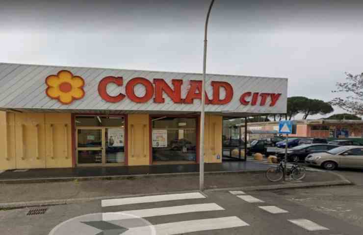 conad city cecina