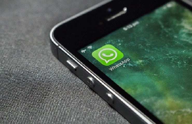 WhatsApp reazione messaggi funzione