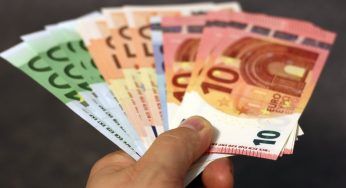 Assegno unico, pagamenti bloccati: cosa sta succedendo