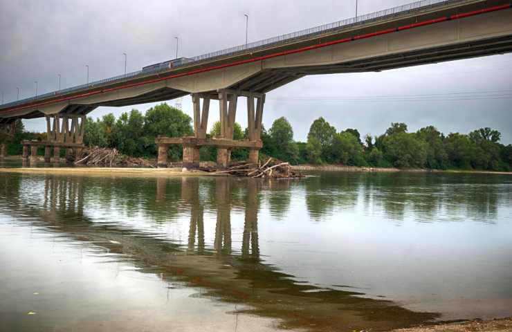 Acqua pubblica