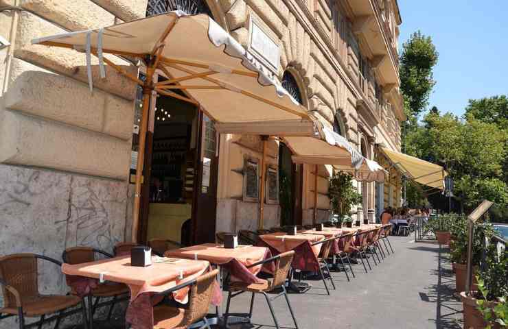 Un bar a Roma