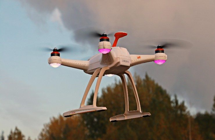 drone consegna cibo domicilio
