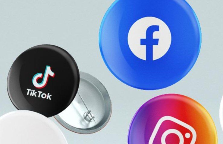 FACEBOOK INSTAGRAM TIKTOK