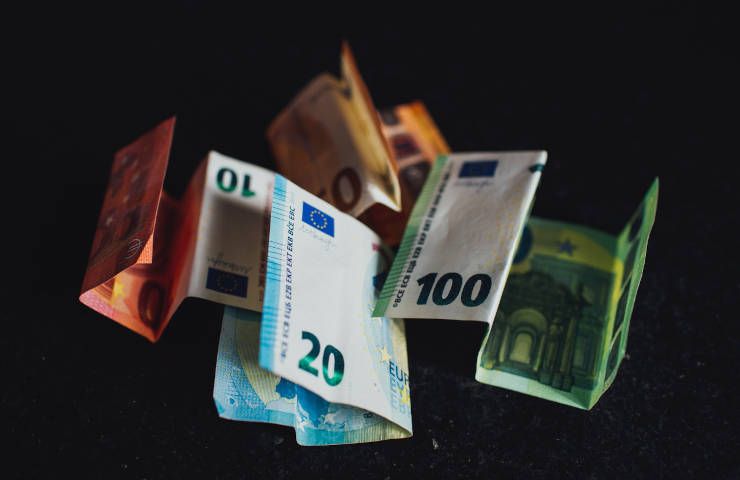 Bonus bollette 600 euro dipendenti