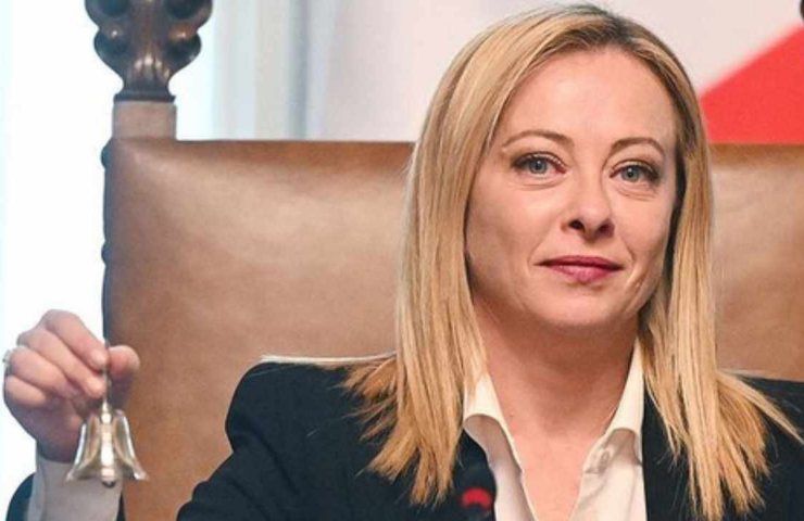 Giorgia Meloni Reddito Cittadinanza BonificoBancario.it 20221024