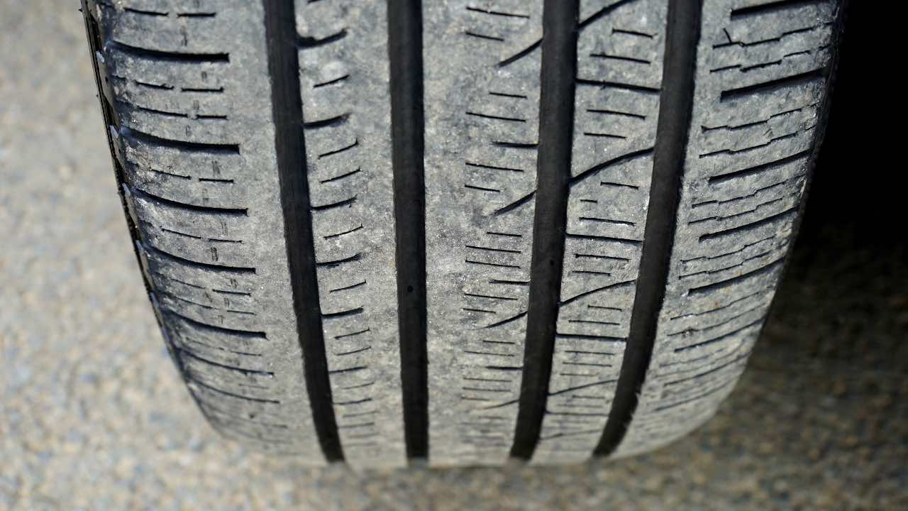 I trucchi contro l'usura degli pneumatici