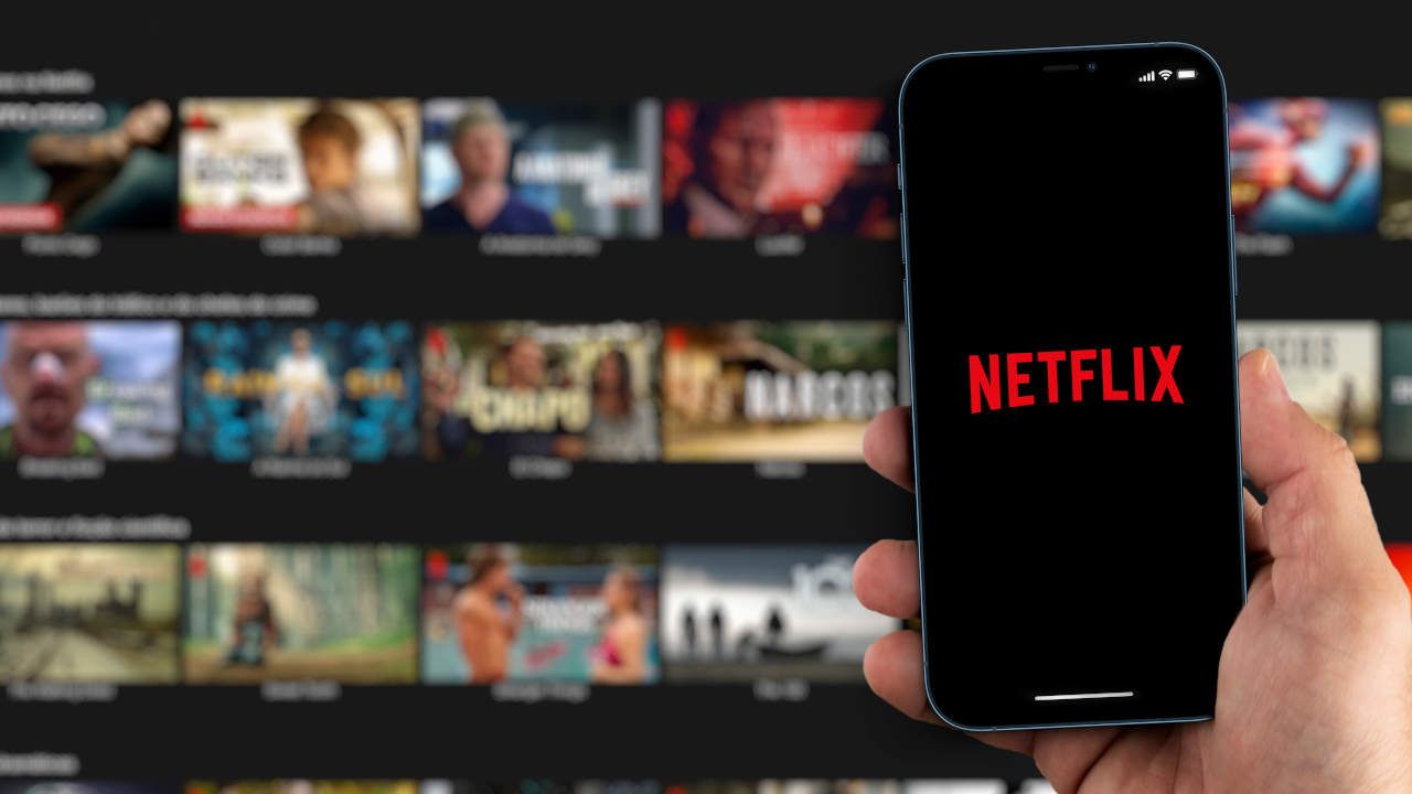 Stipendio Netflix assistente volo 385mila dollari anno annuncio lavoro