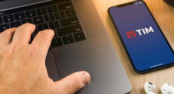 Tim down, problemi per la rete fissa e mobile: utenti infuriati