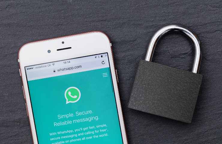 WhatsApp sicurezza consigli