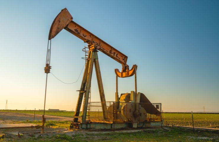 Prezzi stabili nel 2023 per gas e petrolio