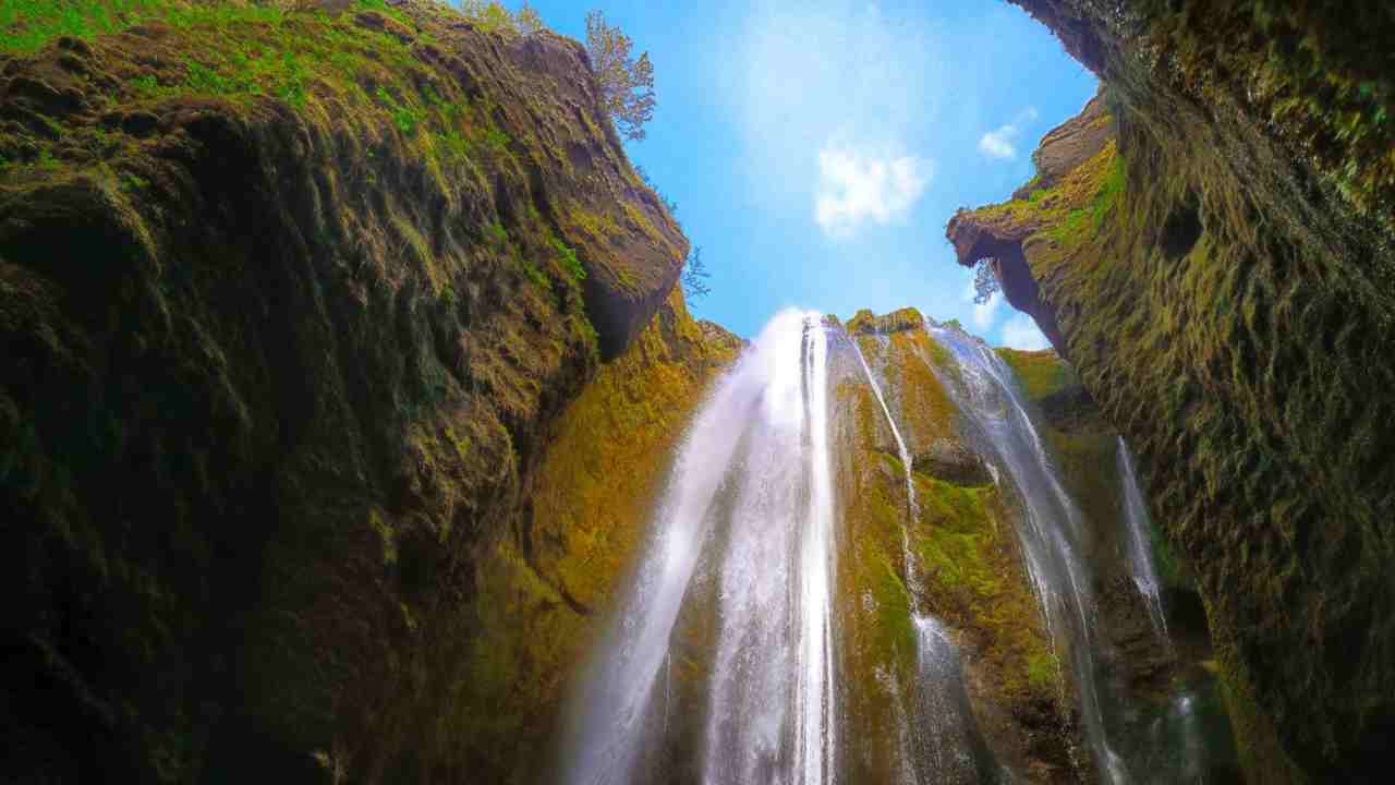 Acqua Privatizzata cascata - bonificobancario.it 20230708