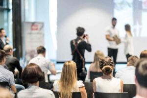 persone ad un concorso pubblico